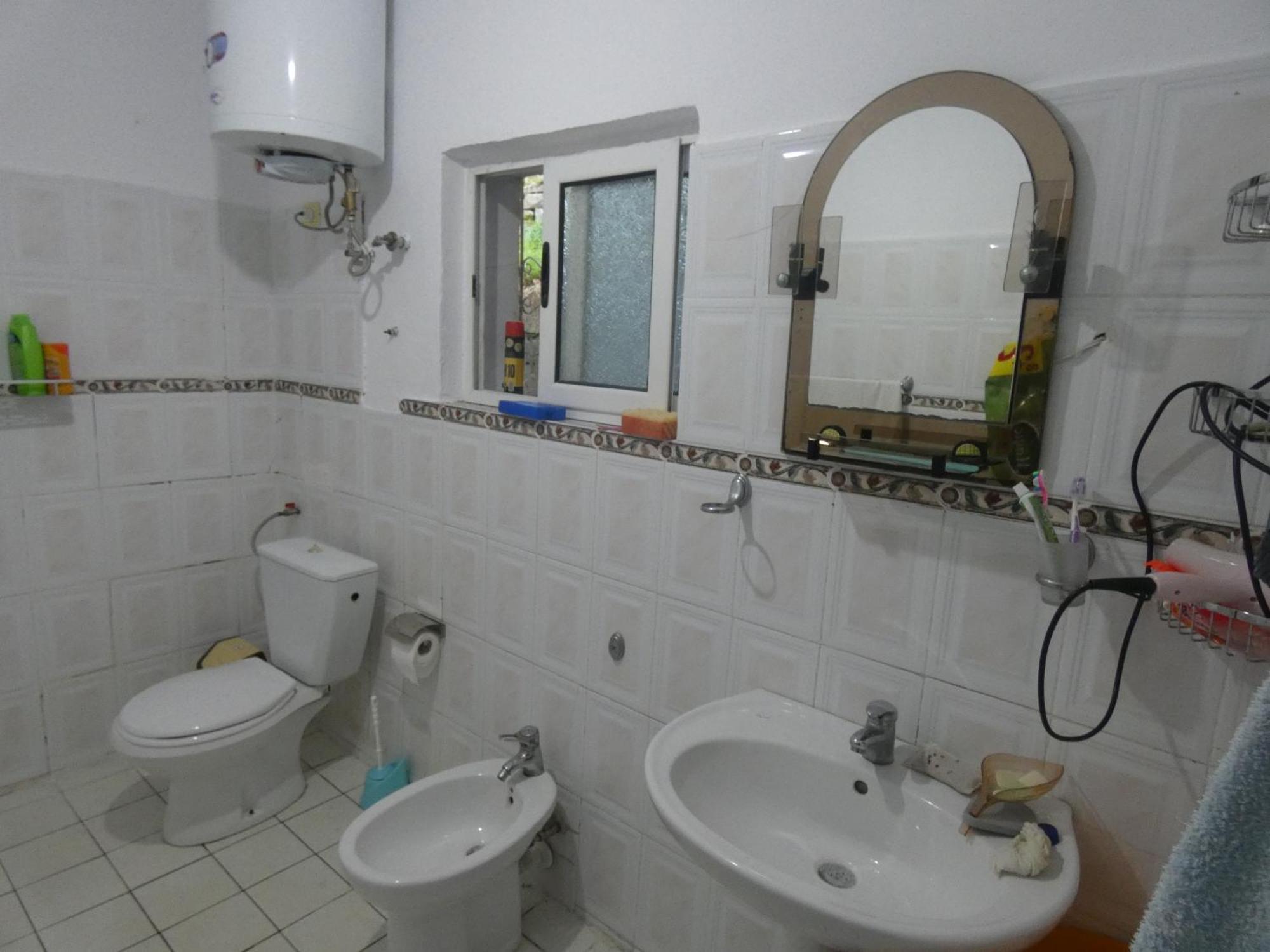 Guesthouse Odobashi Corovode Ngoại thất bức ảnh